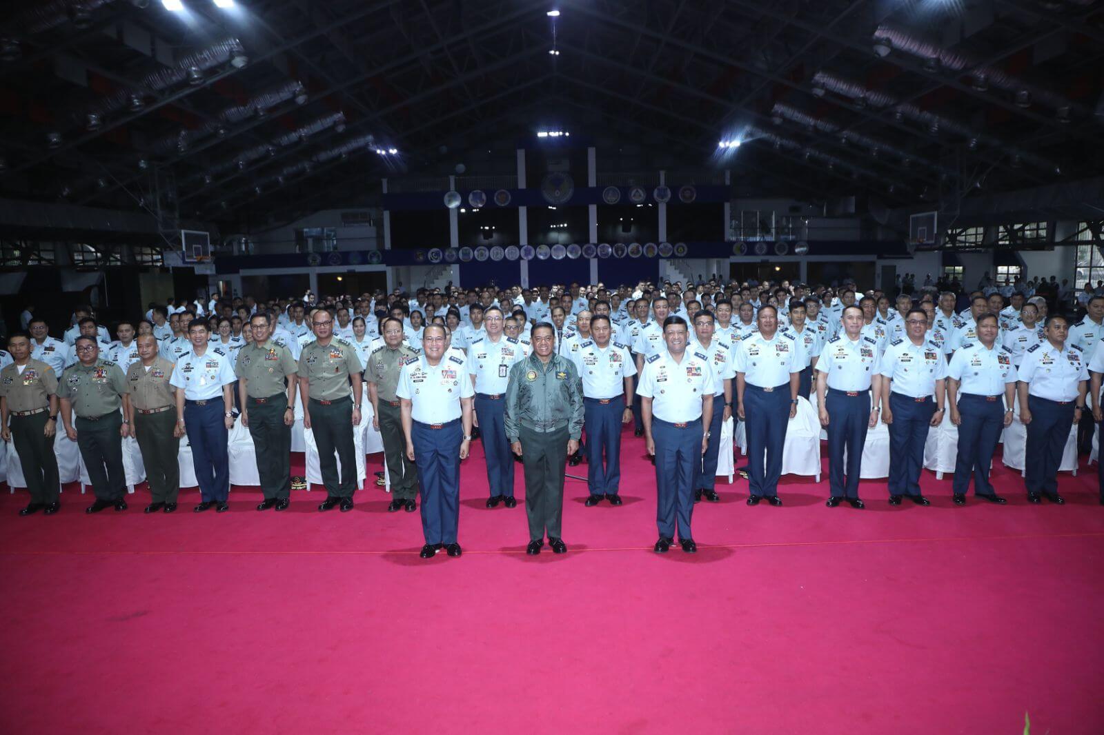 CSAFP lauds PAF’s support to ground troops, ops